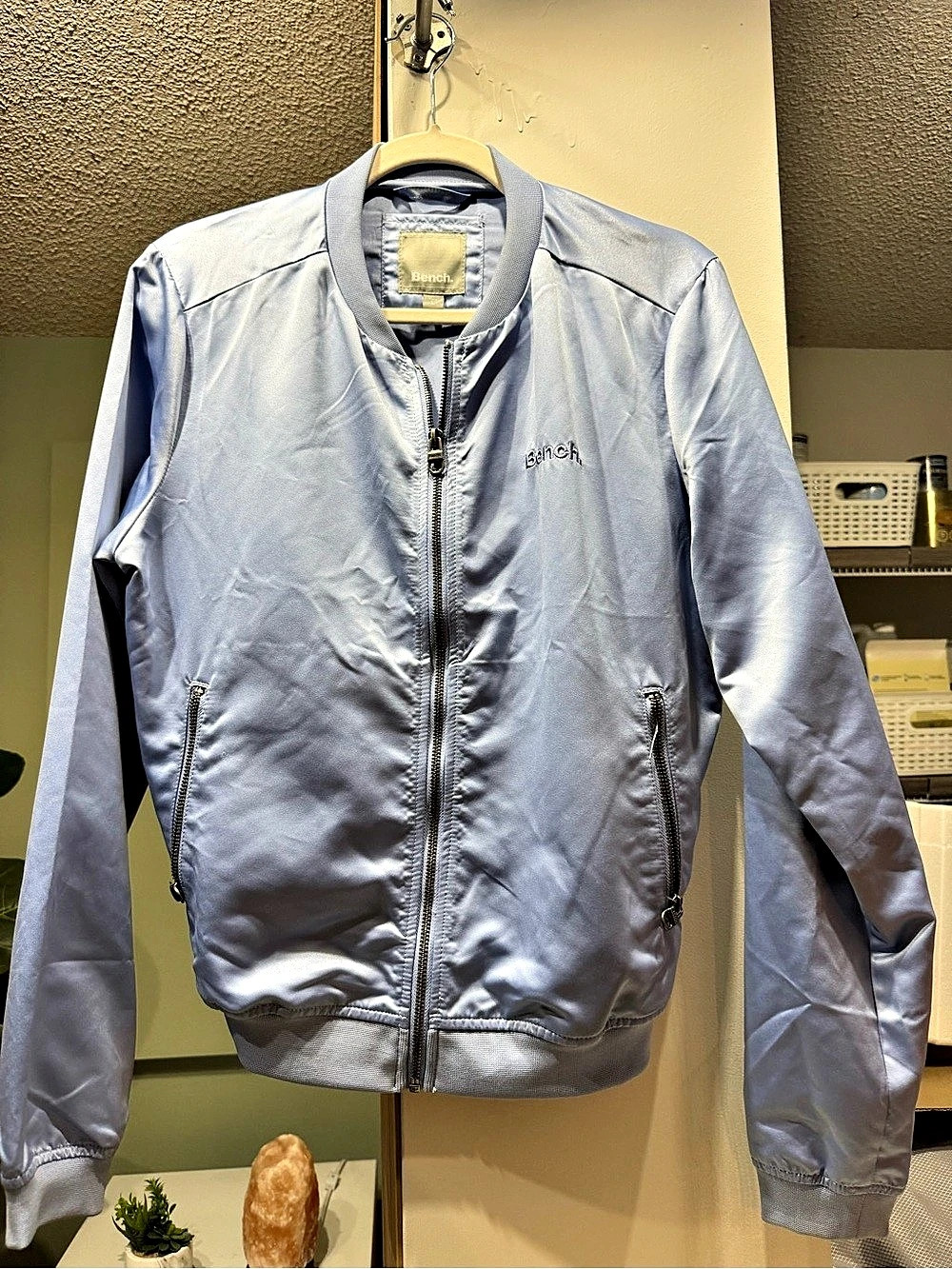 Bench Women's Bomber Jacket in Blue Size Large Like New